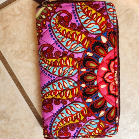 Vera Bradley Wallet - Picture 1 of 4